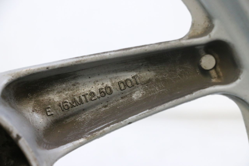 photo de JANTE AVANT HONDA SH 125 (2001 - 2003) - Marquages et références