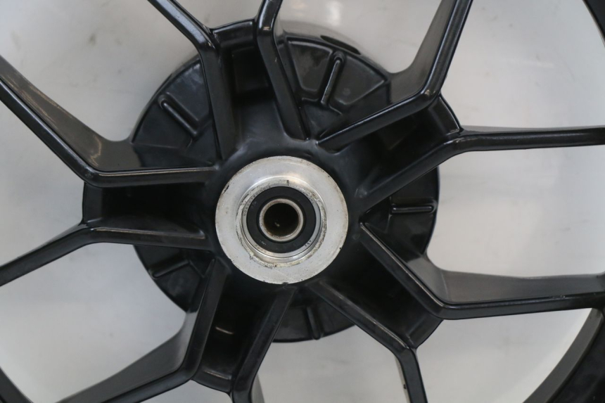 photo de JANTE AVANT APRILIA SR 2T 50 (2018 - 2022) - Autre angle de vue