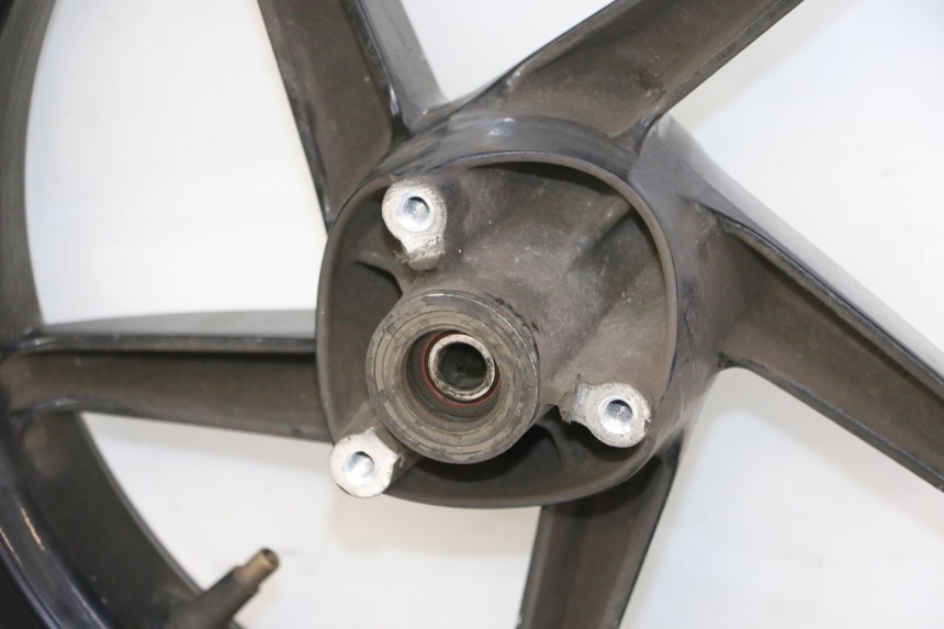 photo de JANTE AVANT APRILIA SR R 2T LC 50 (2018 - 2021) - Marquages et références