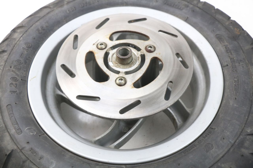 photo de JANTE AVANT GILERA STALKER 50 (2004 - 2014) - Gros plan technique