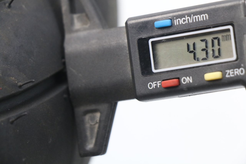 photo de JANTE AVANT PEUGEOT STREETZONE 2T 50 (2014 - 2019) - Détail de la pièce