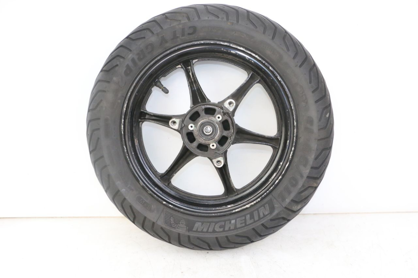 photo de JANTE AVANT SUZUKI BURGMAN 125 (2018 - 2021) - Détail de la pièce