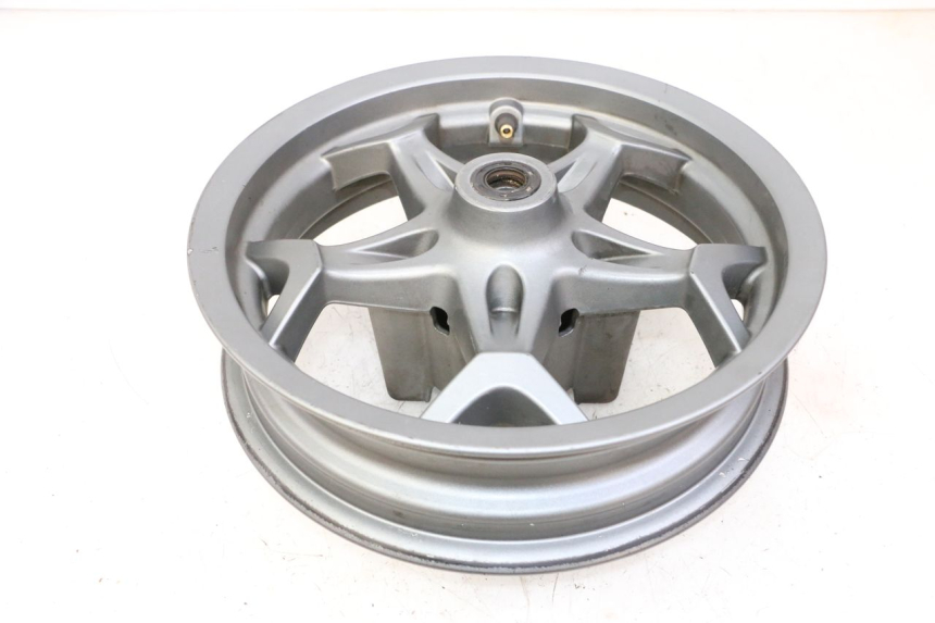 photo de JANTE AVANT APRILIA SXR 50 (2021 - 2023) - Détails caractéristiques