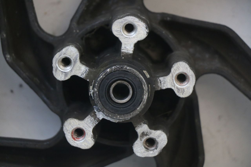 photo de JANTE AVANT SYM ORBIT III 3 4T 50 (2018 - 2021) - Détails caractéristiques