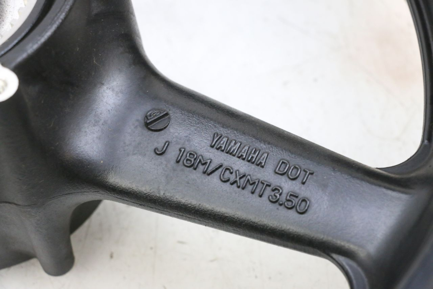 photo de JANTE AVANT YAMAHA TDM ABS 900 (2002 - 2014) - Détail de la pièce