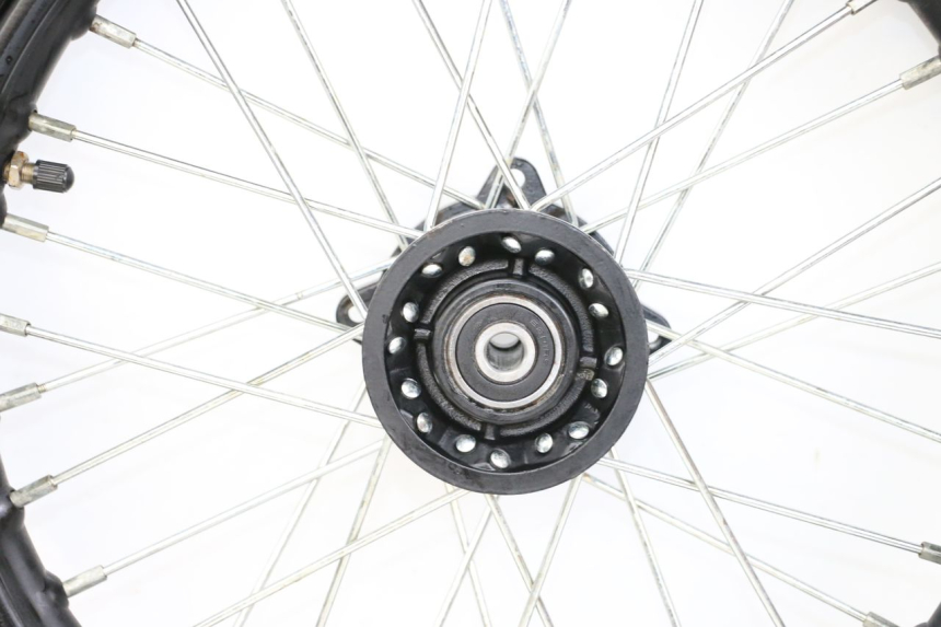 photo de JANTE AVANT NITRO MOTORS THUNDER 125 - Points de fixation