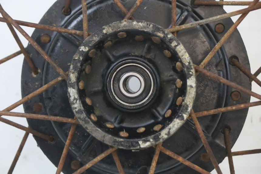 photo de JANTE AVANT SUZUKI TS X 80 (1984 - 1988) - Autre angle de vue