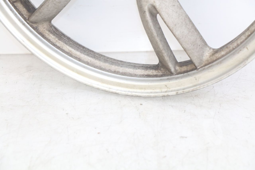 photo de JANTE AVANT PEUGEOT TWEET 4T 50 (2010 - 2014) - Points de fixation