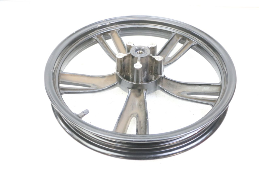 photo de JANTE AVANT PEUGEOT TWEET 4T 50 (2018 - 2022) - Gros plan technique