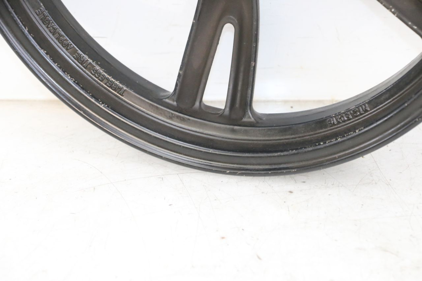 photo de JANTE AVANT PEUGEOT TWEET PRO CARGO 50 (2018 - 2022) - Zoom état d’usage