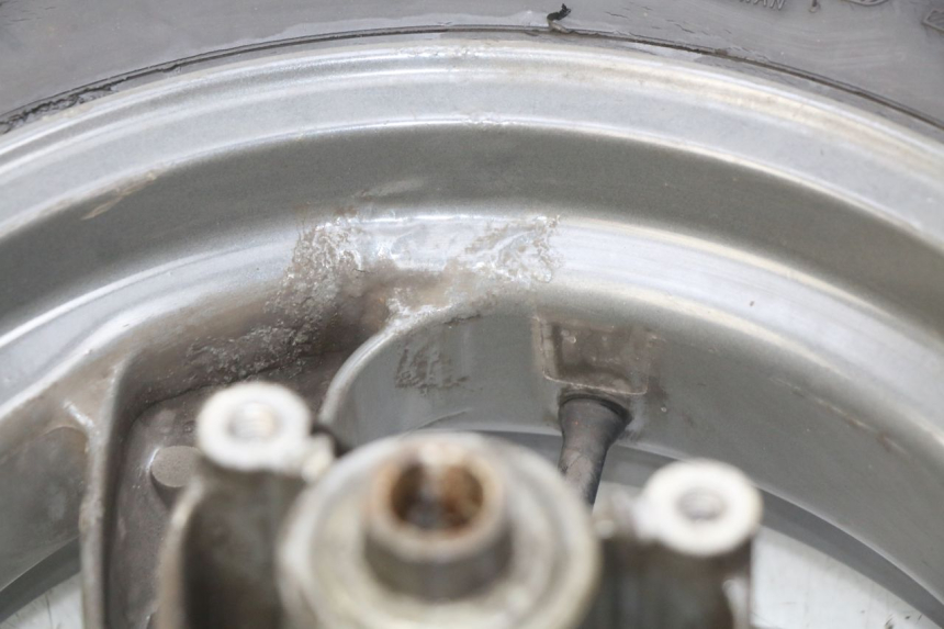 photo de JANTE AVANT PIAGGIO TYPHOON 50 (1993 - 1999) - Autre angle de vue