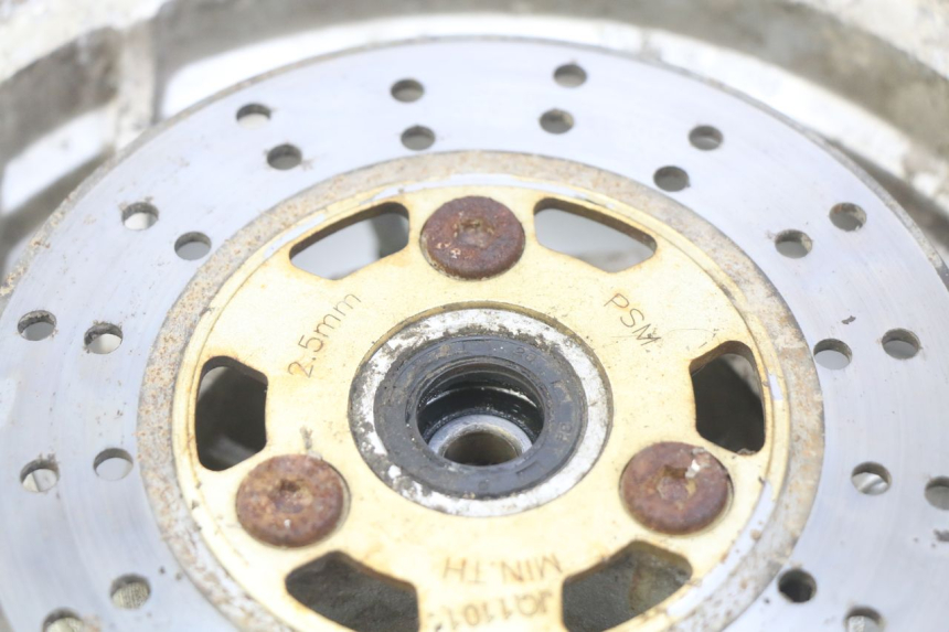 photo de JANTE AVANT PEUGEOT V-CLIC VCLIC 50 (2007 - 2013) - Points de fixation