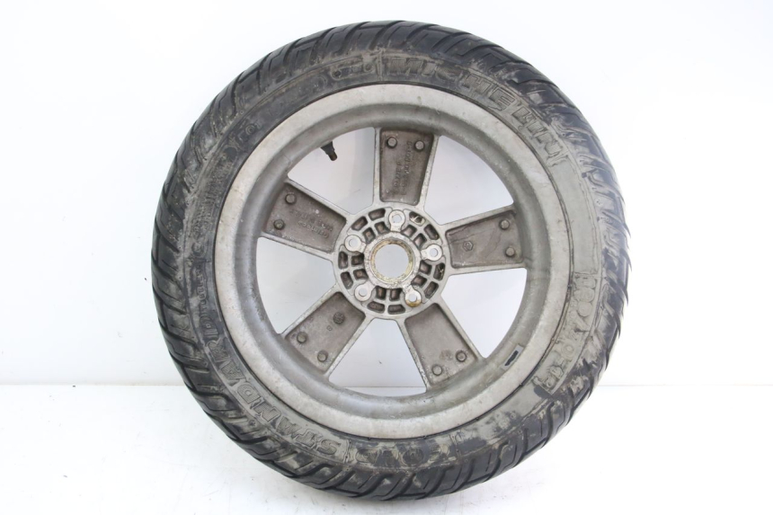 photo de JANTE AVANT PIAGGIO VESPA GRANTURISMO 125 (2003 - 2007) - Détail de la pièce