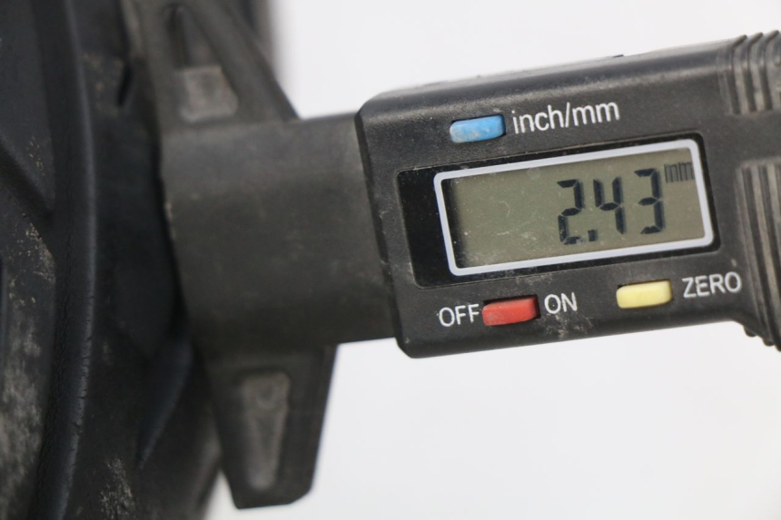 photo de JANTE AVANT PIAGGIO VESPA GTS IGET ABS 125 (2017 - 2023) - Détail de la pièce