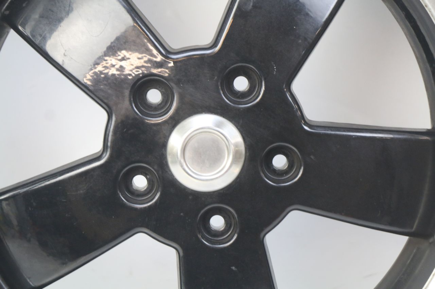 photo de JANTE AVANT PIAGGIO VESPA GTS IGET ABS 125 (2017 - 2023) - Marquages et références