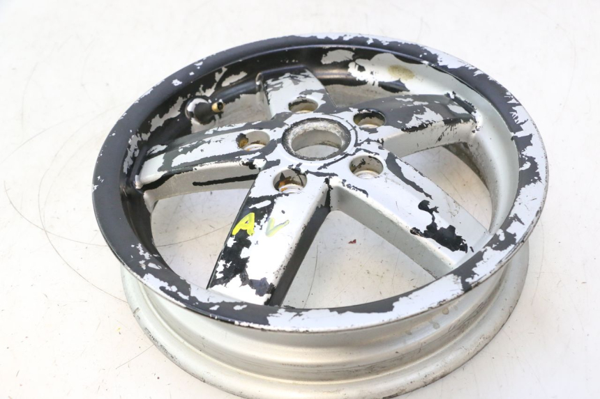 photo de JANTE AVANT PIAGGIO VESPA LX 2T 50 (2005 - 2013) - Détail de la pièce