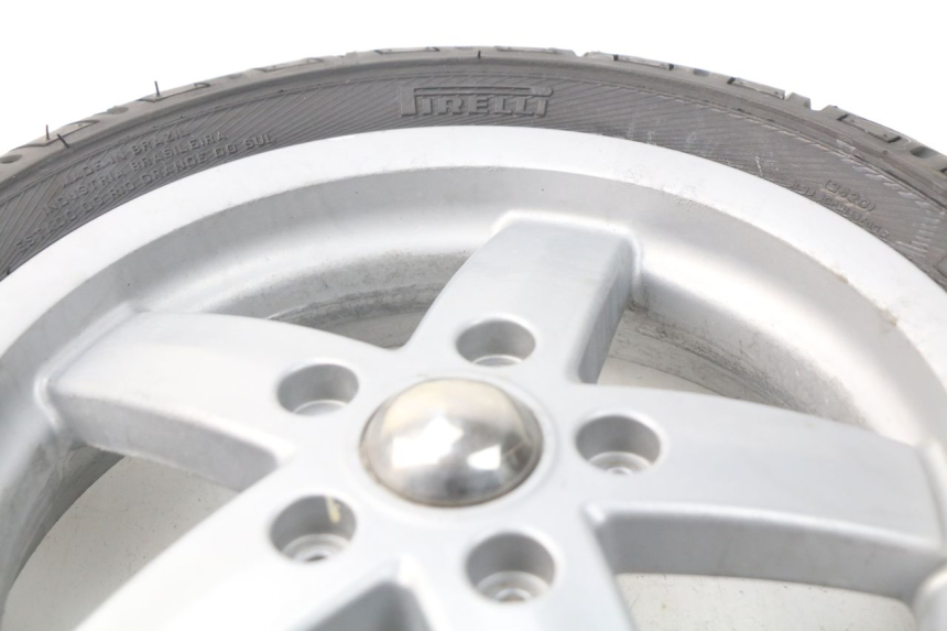 photo de JANTE AVANT PIAGGIO VESPA LX IE 125 (2010 - 2012) - Vue rapprochée