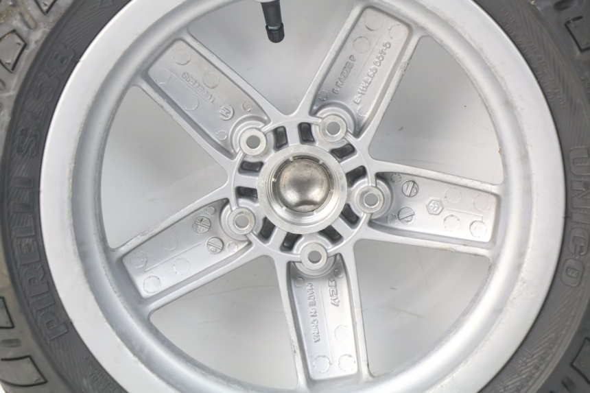 photo de JANTE AVANT PIAGGIO VESPA LX IE 125 (2010 - 2012) - Vue d’ensemble