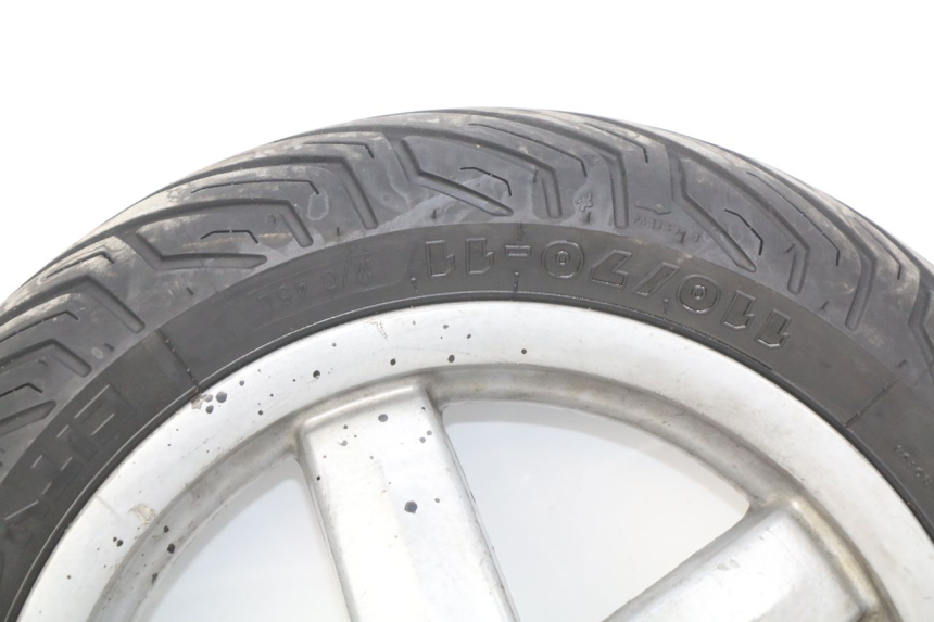 photo de JANTE AVANT PIAGGIO VESPA LX 125 (2005 - 2010) - Détails caractéristiques