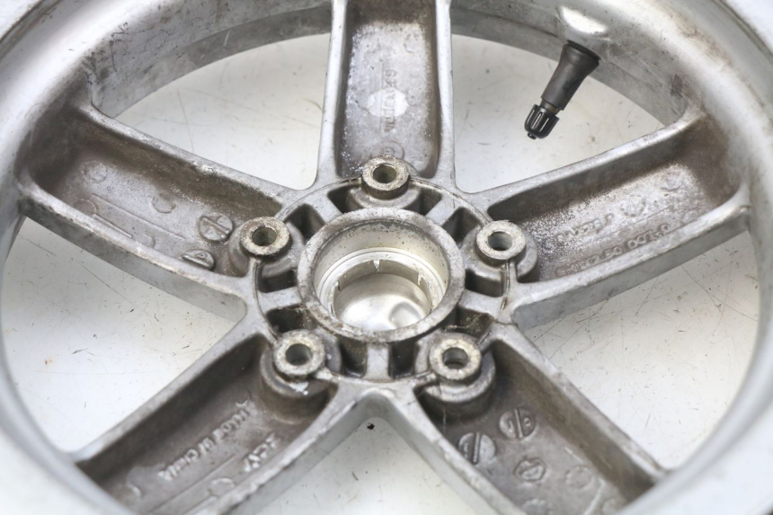 photo de JANTE AVANT PIAGGIO VESPA LX 125 (2005 - 2010) - Autre angle de vue