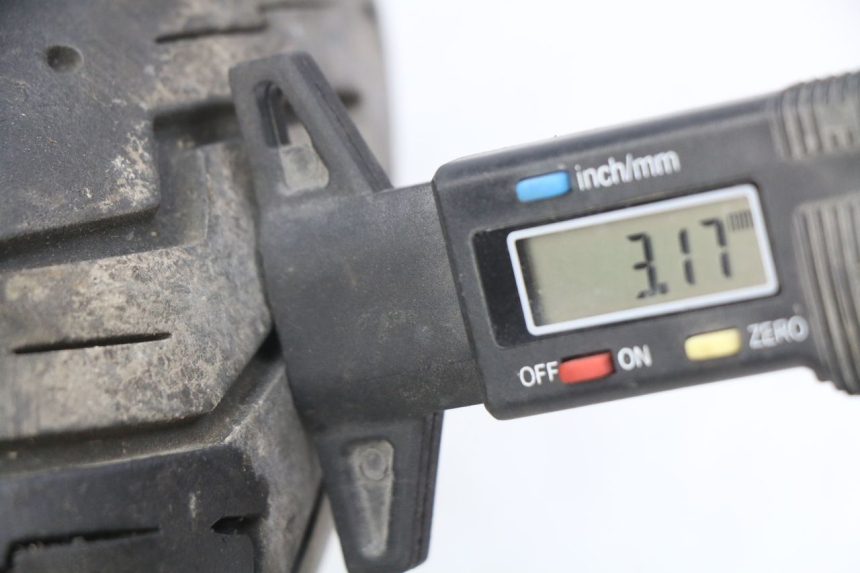 photo de JANTE AVANT PIAGGIO VESPA PRIMAVERA 2T 50 (2013 - 2018) - Détail de la pièce