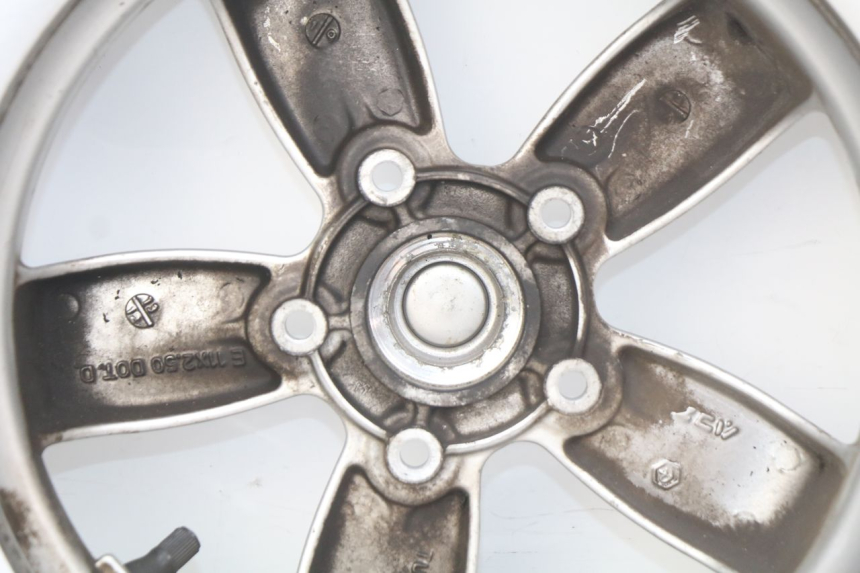 photo de JANTE AVANT PIAGGIO VESPA PRIMAVERA 2T 50 (2013 - 2018) - Pièce contrôlée