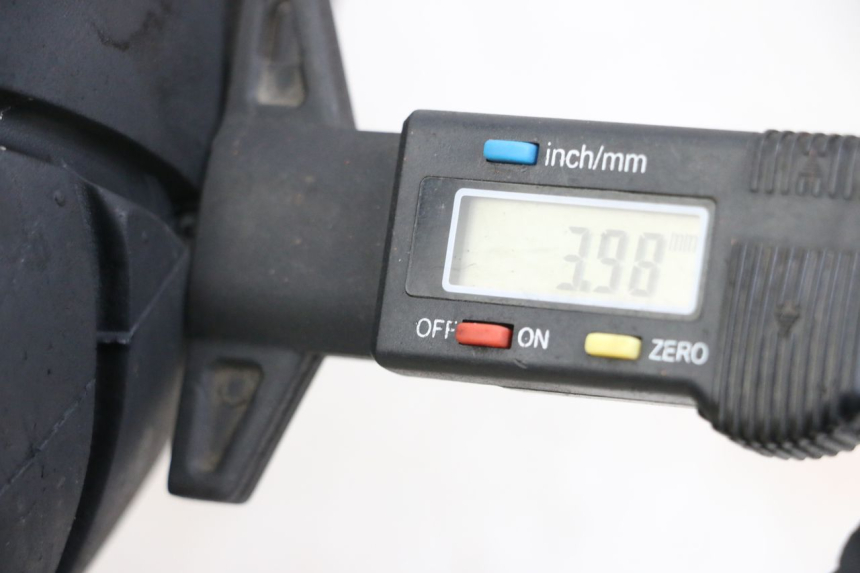 photo de JANTE AVANT PIAGGIO VESPA PRIMAVERA 4T 50 (2021 - 2024) - Zoom état d’usage