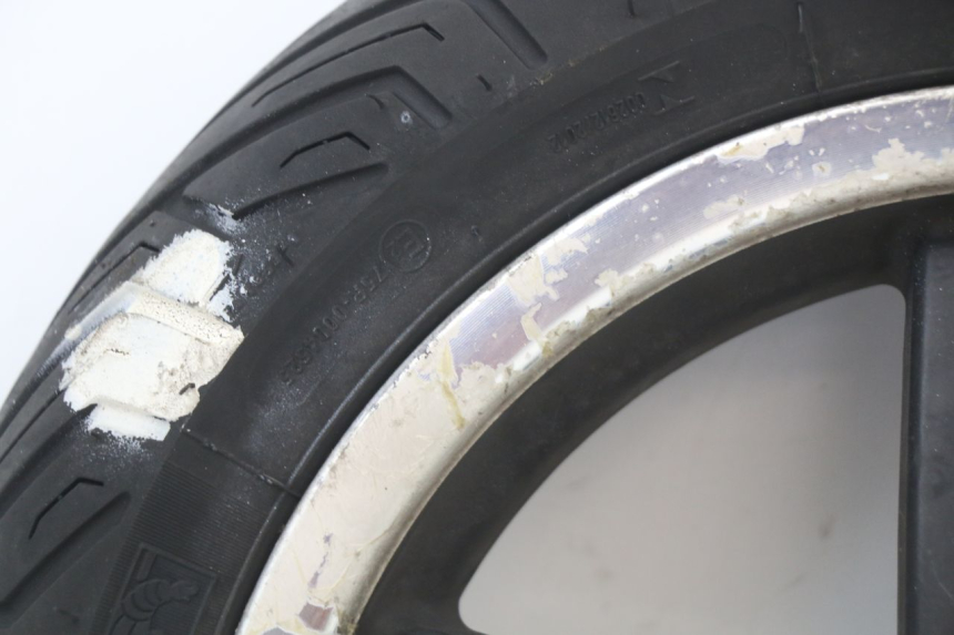 photo de JANTE AVANT PIAGGIO VESPA S 2T 50 (2007 - 2014) - Détails caractéristiques