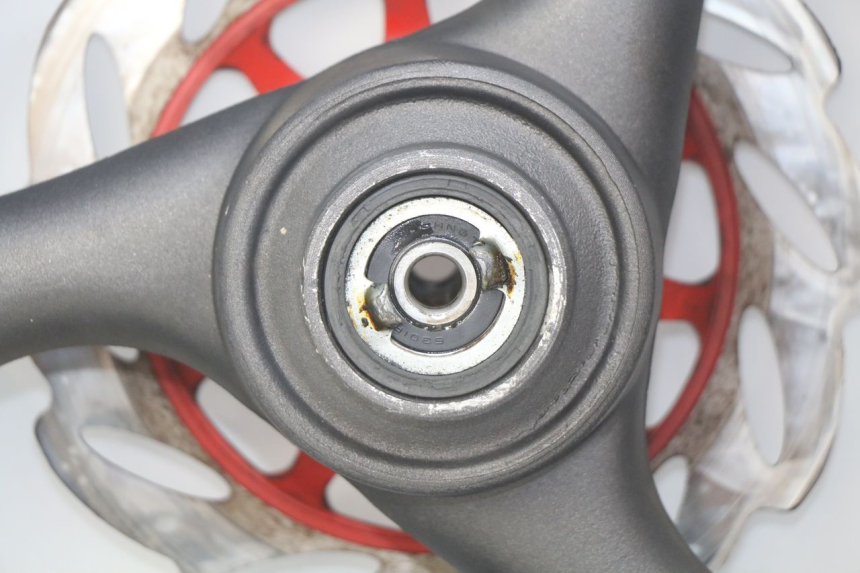 photo de JANTE AVANT EUROCKA VIRTUALITY GT 4T 50 (2011 - 2017) - Détails caractéristiques