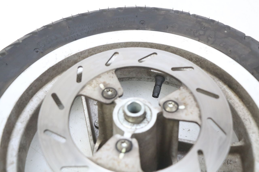 photo de JANTE AVANT PEUGEOT VIVACITY NEW 2T 50 (2008 - 2017) - Vue d’ensemble