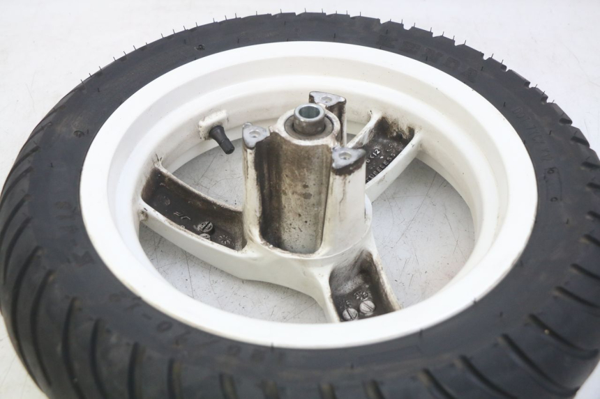 photo de JANTE AVANT PEUGEOT VIVACITY NEW 4T 50 (2008 - 2017) - Autre angle de vue