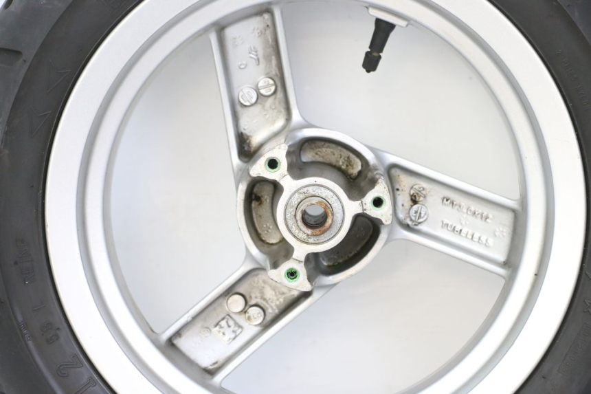 photo de JANTE AVANT PEUGEOT VIVACITY NEW 4T 50 (2008 - 2017) - État de surface