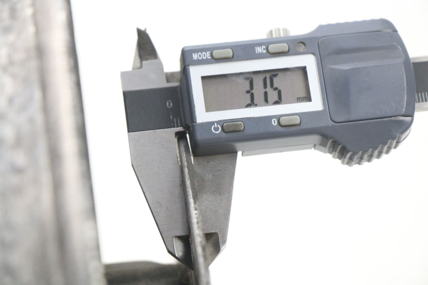 photo de JANTE AVANT PEUGEOT VIVACITY 50 (1998 - 2003) - Détail de la pièce