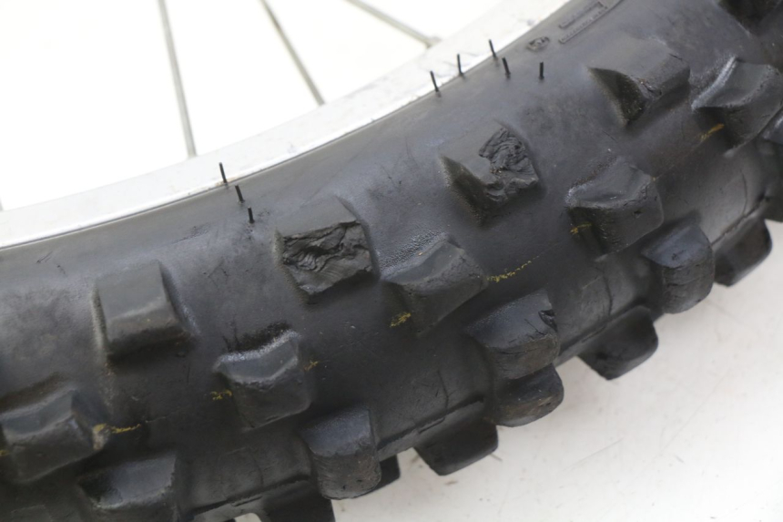 photo de JANTE AVANT MBK X-LIMIT XLIMIT 50 (2003 - 2006) - Gros plan technique