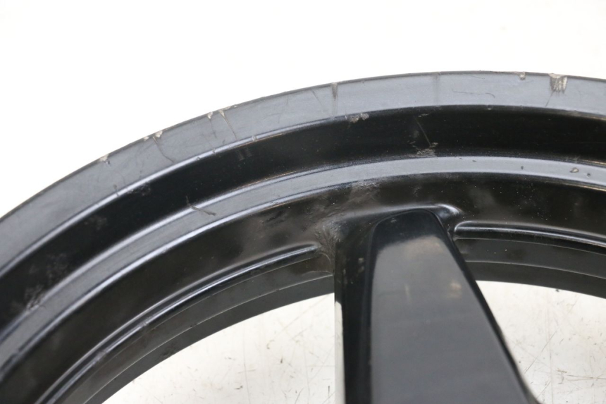 photo de JANTE AVANT YAMAHA X-MAX XMAX 250 (2006 - 2009) - Vue rapprochée