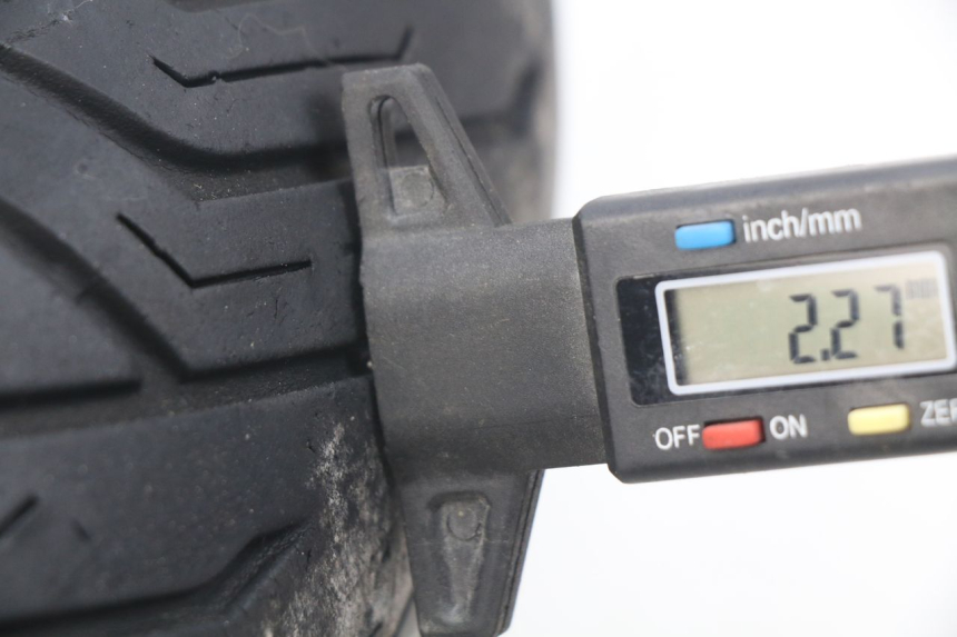 photo de JANTE AVANT PIAGGIO X7 125 (2007 - 2013) - Détail de la pièce