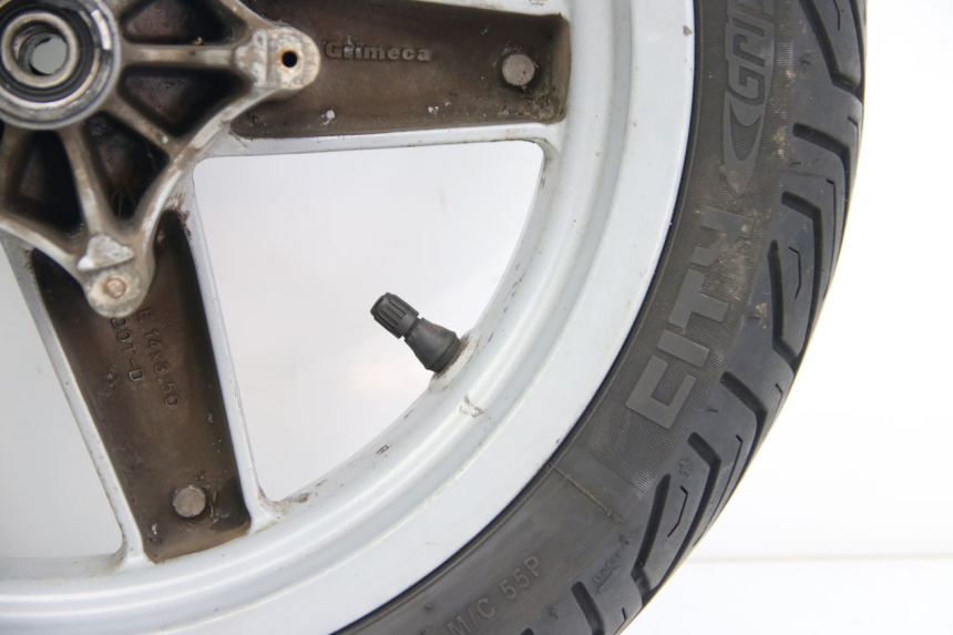 photo de JANTE AVANT PIAGGIO X8 125 (2004 - 2007) - Angle alternatif