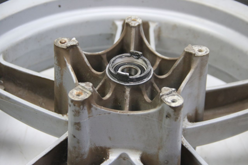 photo de JANTE AVANT PIAGGIO X8 125 (2004 - 2007) - Pièce contrôlée