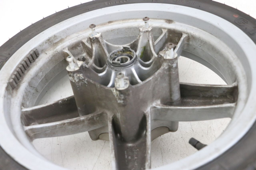 photo de JANTE AVANT PIAGGIO X8 125 (2004 - 2007) - Détail de la pièce