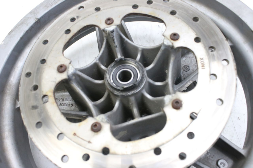 photo de JANTE AVANT PIAGGIO X9 EVOLUTION 125 (2003 - 2007) - Gros plan technique