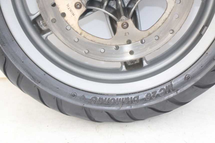 photo de JANTE AVANT PIAGGIO XEVO - X EVO 125 (2007 - 2017) - Zoom composants