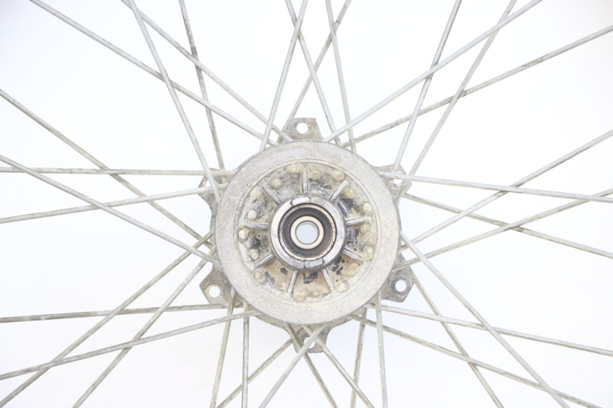 photo de JANTE AVANT PEUGEOT XP6 50 (1997 - 2003) - Focus structure