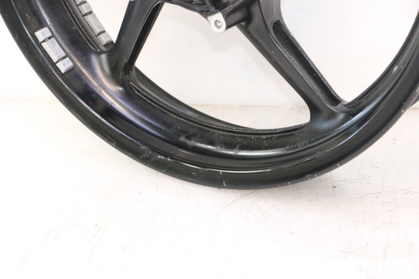 photo de JANTE AVANT YAMAHA YZF R6 600 (2008 - 2009) - Points de fixation