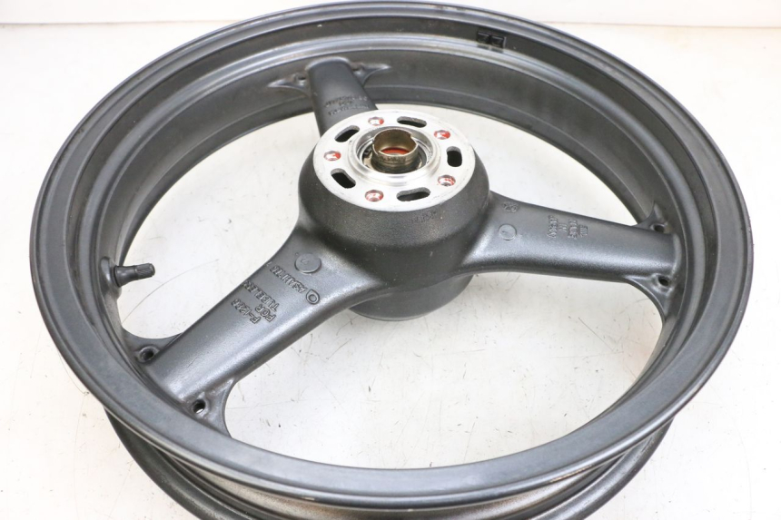 photo de JANTE AVANT KAWASAKI ZR 7 750 (1999 - 2004) - Gros plan technique