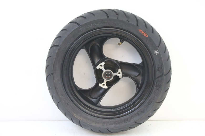 photo de JANTE AVANT ET PNEU KYMCO AGILITY 4T 50 (2005 - 2018) - Vue d’ensemble