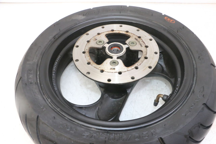 photo de JANTE AVANT ET PNEU KYMCO AGILITY 4T 50 (2005 - 2018) - Points de fixation