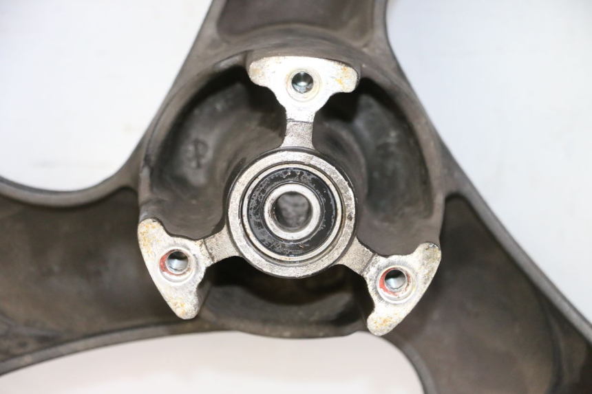 photo de JANTE AVANT ET PNEU KYMCO AGILITY 4T 50 (2005 - 2018) - Zoom composants