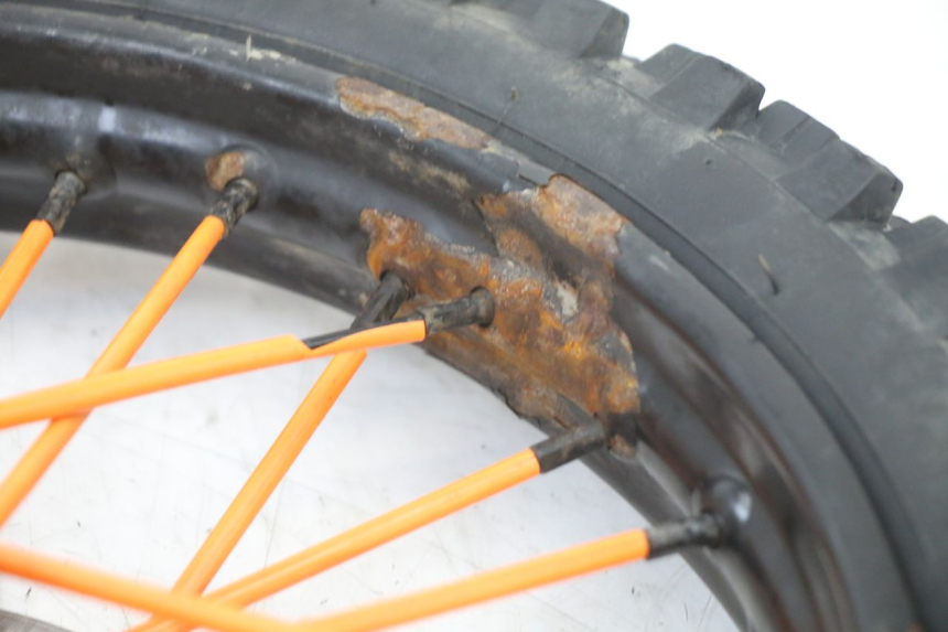 photo de JANTE AVANT ET PNEU APOLLO RFZ 125 - Vue produit