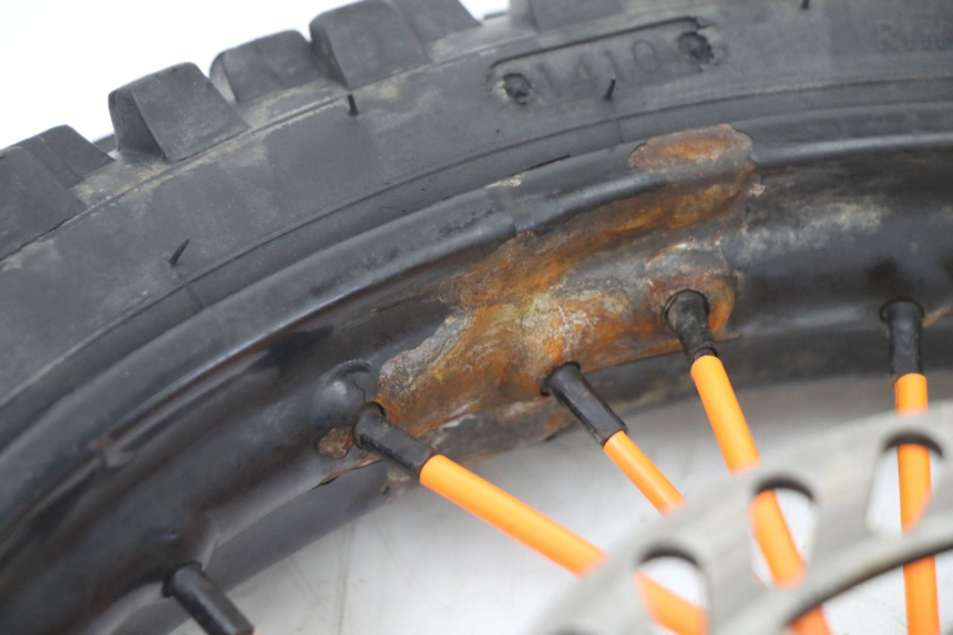 photo de JANTE AVANT ET PNEU APOLLO RFZ 125 - Autre angle de vue