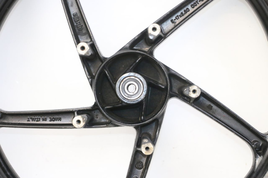 photo de JANTE AVANT ET PNEU APRILIA RS 50 (1999 - 2005) - Focus structure